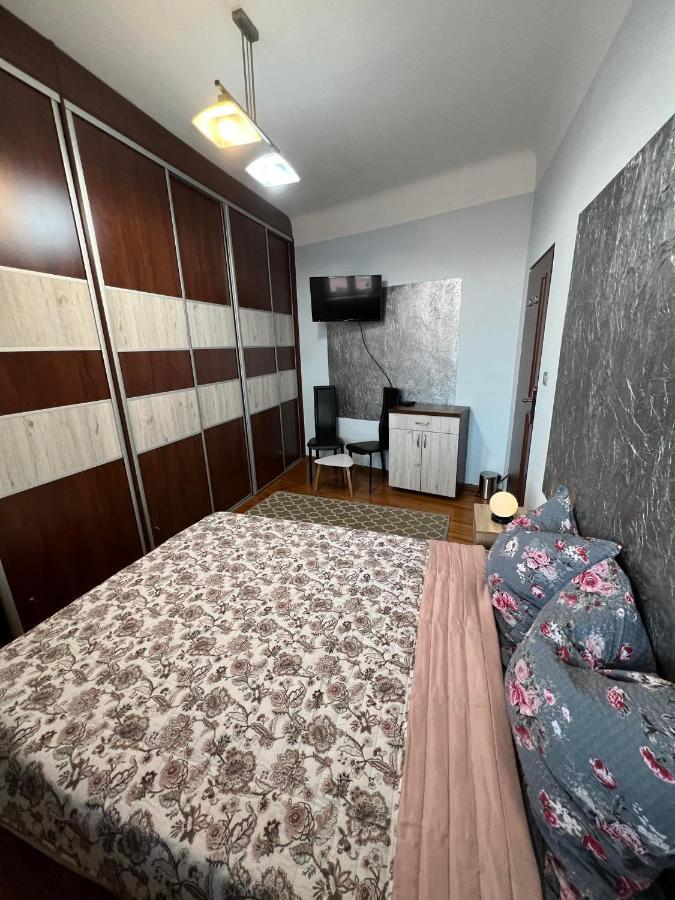 Jednosci Hostel زيلونا غورا المظهر الخارجي الصورة
